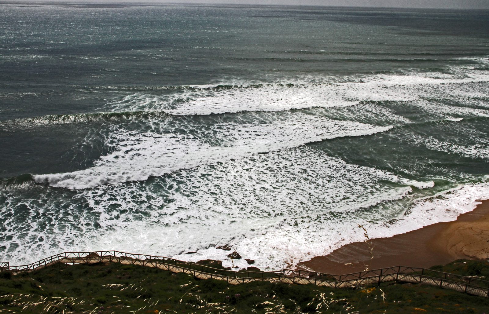 Ribeira d'Ilhas, a right point in Ribeira d'Ilhas & Coxos, Portugal
